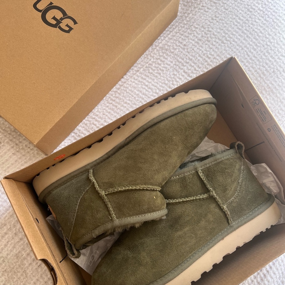 Ugg ultra mini